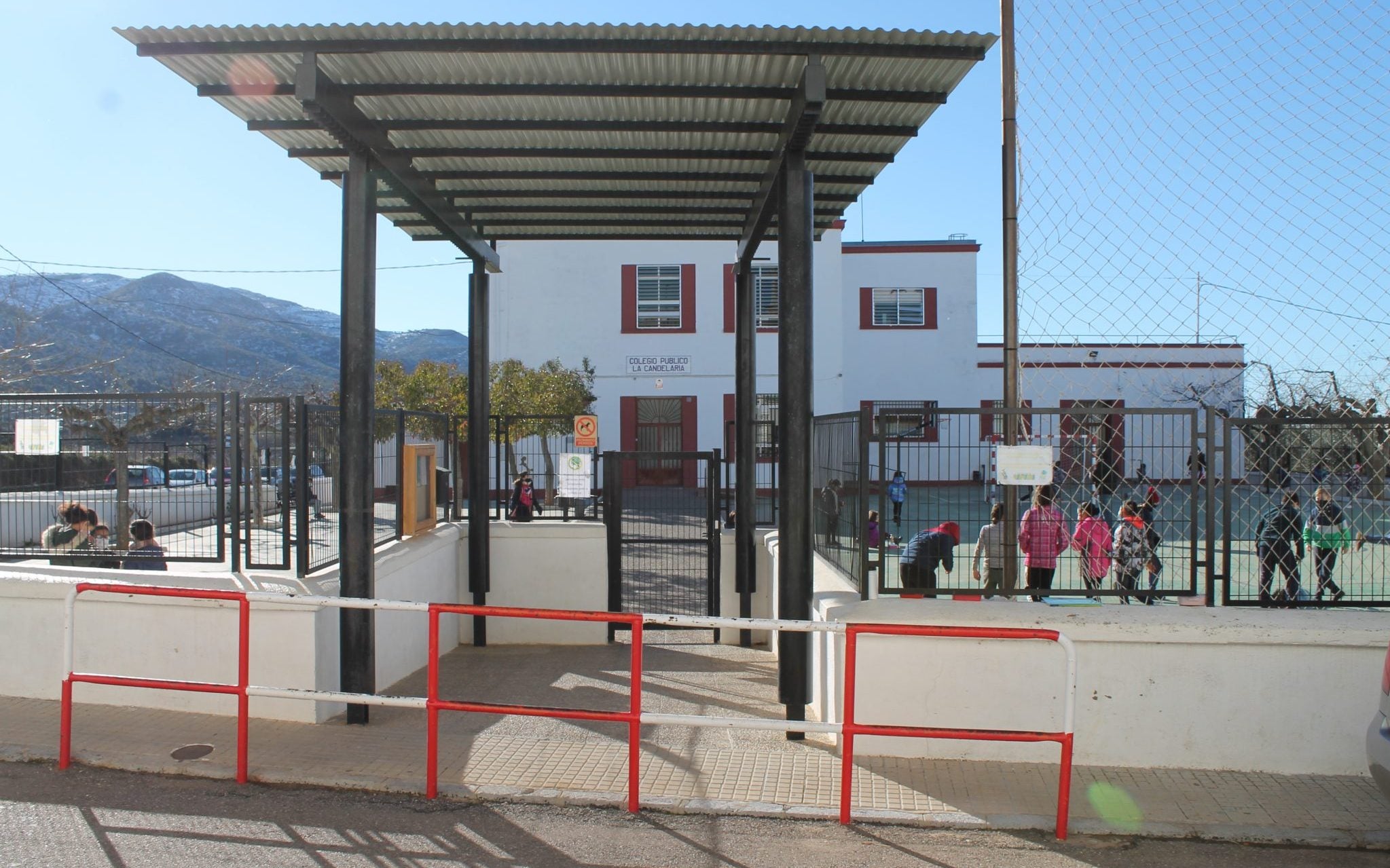 Educación rebaja el mínimo de alumnos para crear unidades escolares en zonas despobladas Educación rebaja el mínimo de alumnos para crear unidades escolares en zonas despobladas