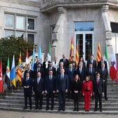 El Rey Felipe VI en la foto de familia de la Conferencia de Presidentes El Rey Felipe VI en la foto de familia de la Conferencia de Presidentes