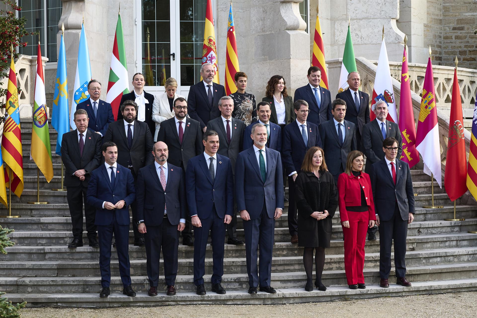 Euskadi y Canarias piden un mecanismo extraordinario de reparto de menores ante su "dramática situación" Euskadi y Canarias piden un mecanismo extraordinario de reparto de menores ante su "dramática situación"