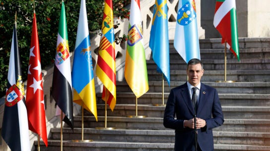 Pedro S&aacute;nchez durante su comparecencia en Santander/ EFE/Javier Etxezarreta