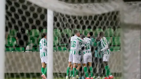 El Betis gana por la mínima al Petrocub moldavo El Betis gana por la mínima al Petrocub moldavo