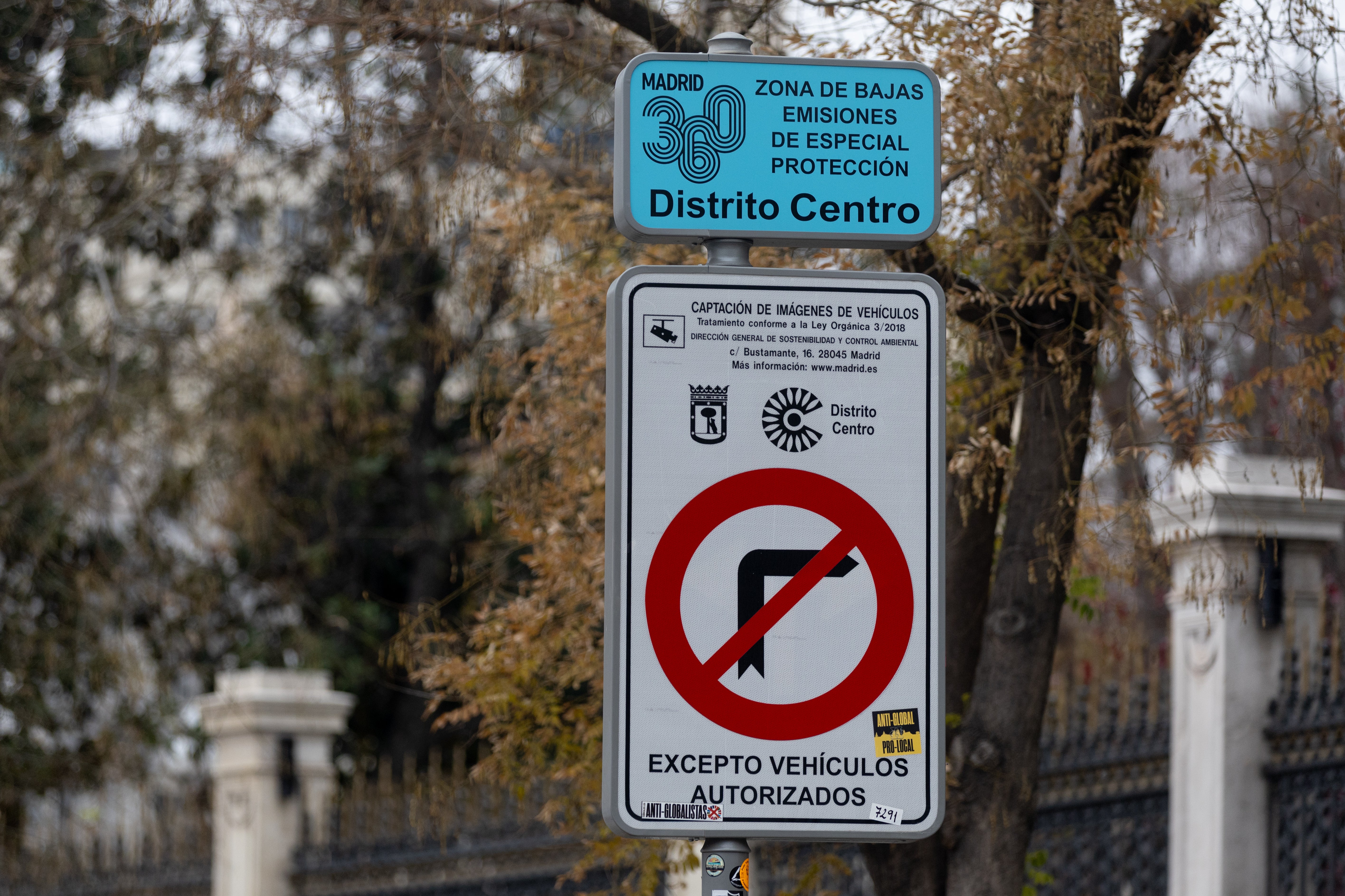 Las calles de Madrid donde no se podrá circular sin etiqueta de la DGT en 2025 Las calles de Madrid donde no se podrá circular sin etiqueta de la DGT en 2025