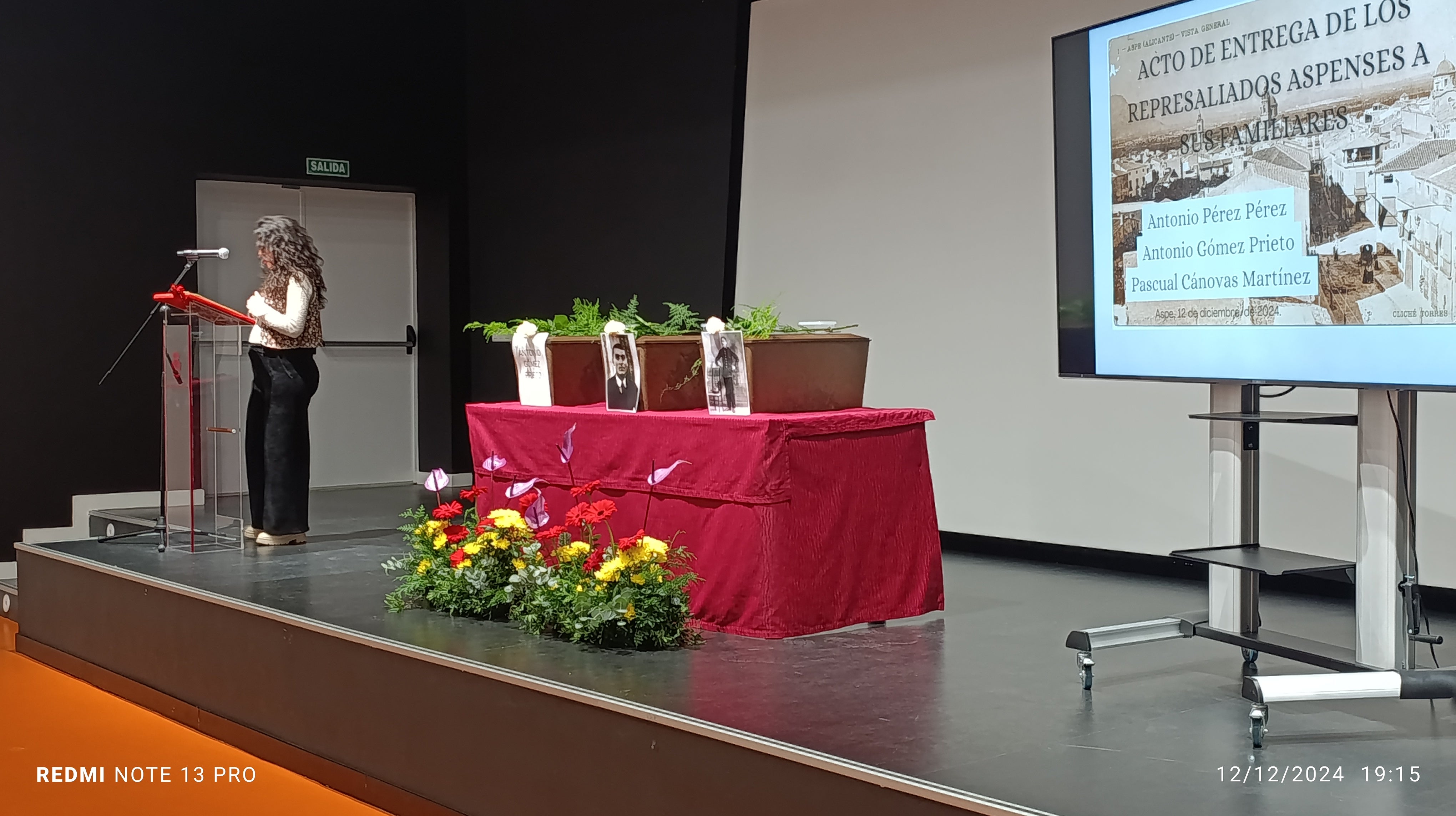 Aspe y Petrer entregan restos de vecinos represaliados por el franquismo a sus familiares Aspe y Petrer entregan restos de vecinos represaliados por el franquismo a sus familiares