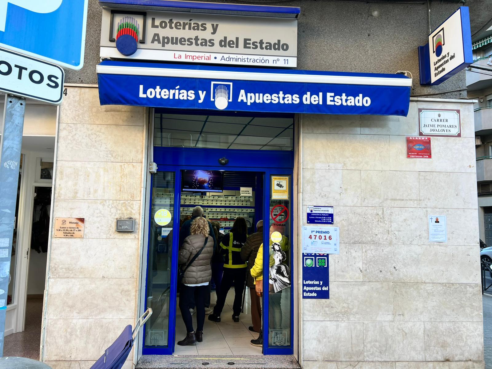 La Lotería Nacional deja en Elche más de dos millones de euros con el primer premio del sorteo del sábado La Lotería Nacional deja en Elche más de dos millones de euros con el primer premio del sorteo del sábado