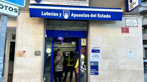 Administración de lotería número 11 de Elche. Administración de lotería número 11 de Elche.