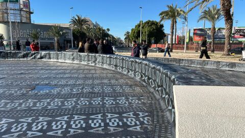 Fuente de la avenida de Alicante de Elche en obras.