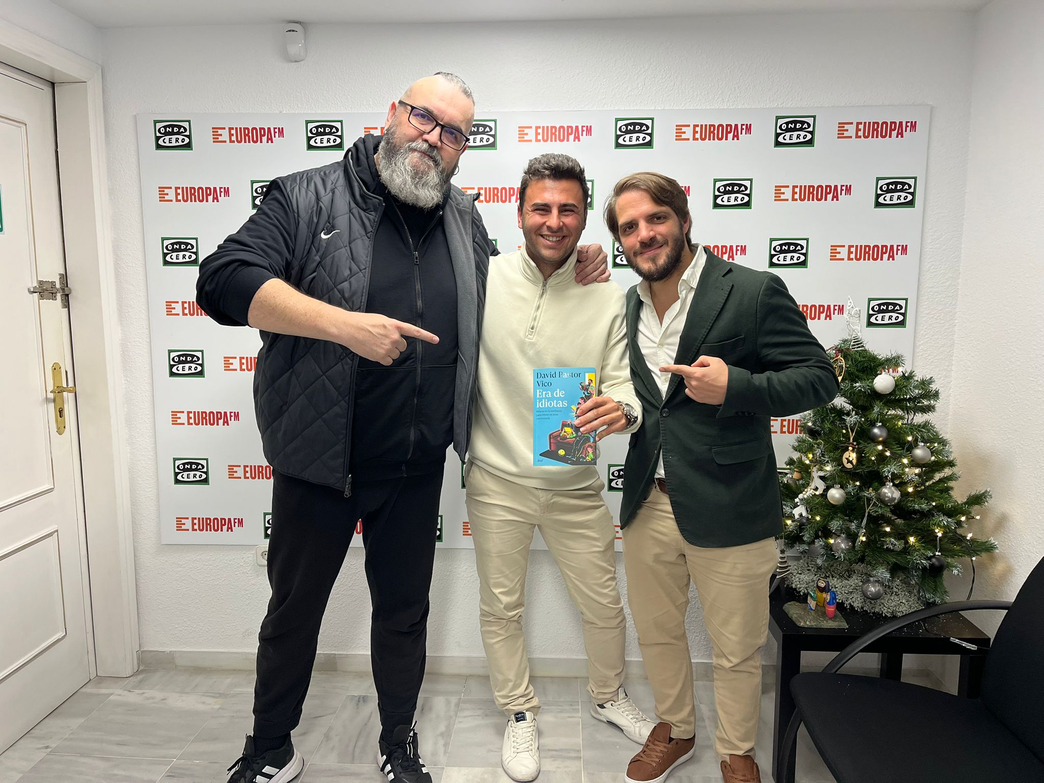 Era de idiotas, el libro con el que David Pastor Vico expone cuestiones incómodas y necesarias Era de idiotas, el libro con el que David Pastor Vico expone cuestiones incómodas y necesarias