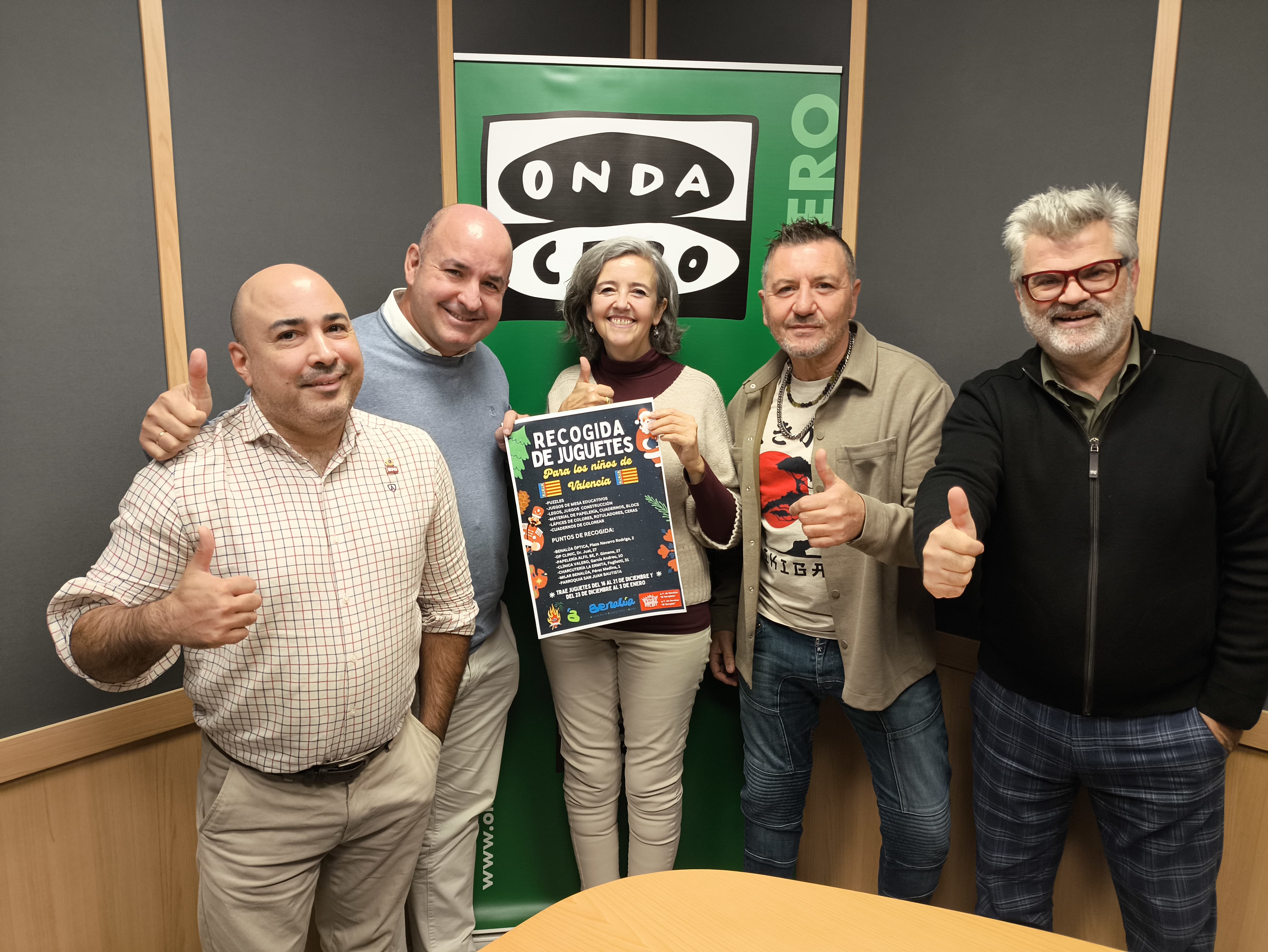 Hoy en el "Ojo crítico" nos hemos acercado a otra iniciativa solidaria con la DANA Hoy en el "Ojo crítico" nos hemos acercado a otra iniciativa solidaria con la DANA