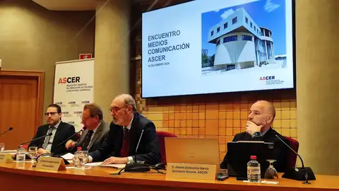 La facturación del sector cerámico prevista en 2024 supone un descenso de entre un 1 y un 3% respecto a 2023 La facturación del sector cerámico prevista en 2024 supone un descenso de entre un 1 y un 3% respecto a 2023