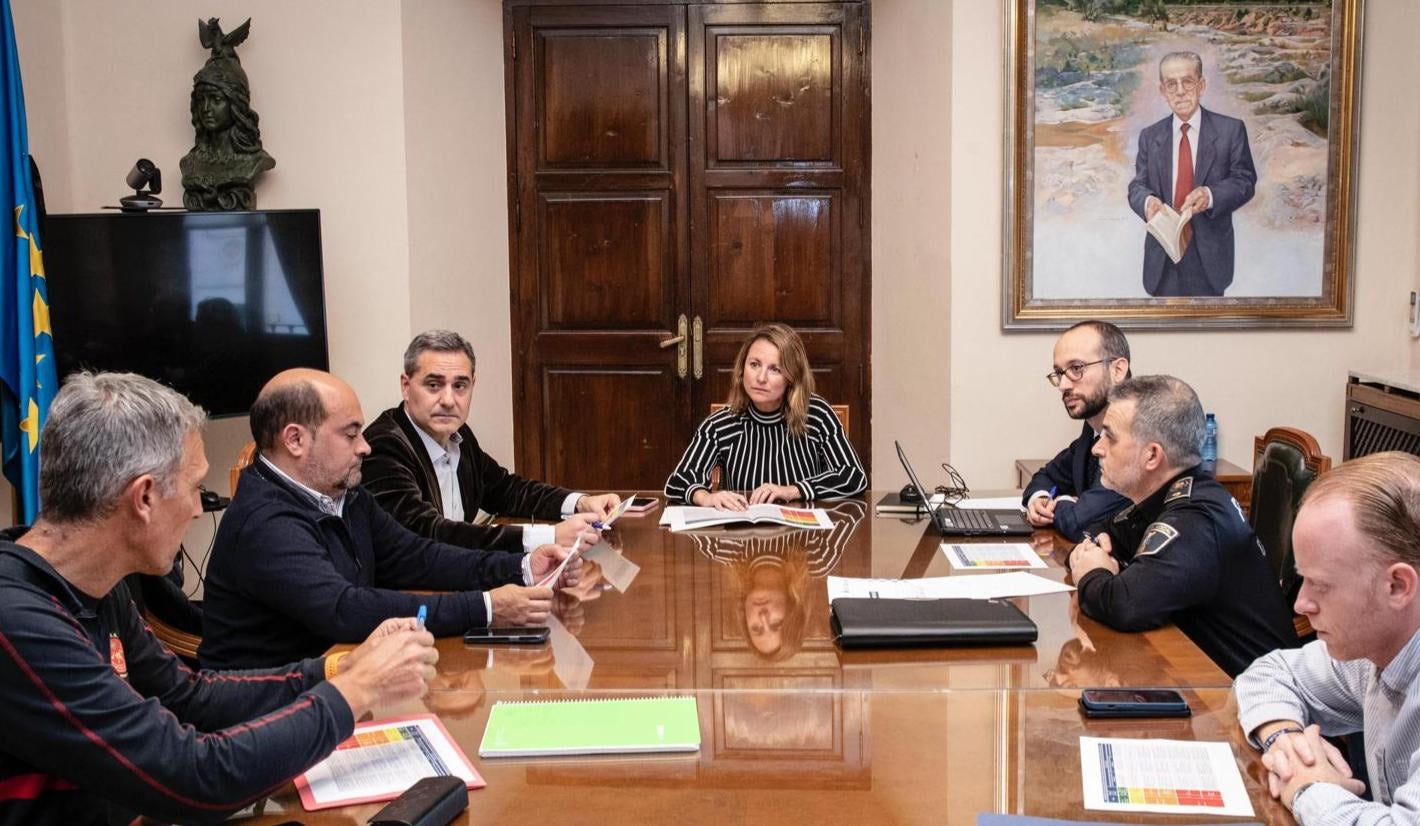 Castelló refuerza la coordinación y la prevención en planes de emergencia con un grupo de trabajo transversal Castelló refuerza la coordinación y la prevención en planes de emergencia con un grupo de trabajo transversal