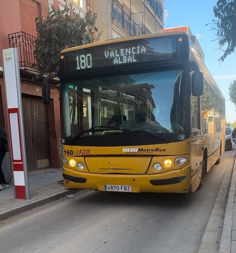 La Generalitat activa cinco líneas de Metrobús en municipios l'Horta Sud La Generalitat activa cinco líneas de Metrobús en municipios l'Horta Sud