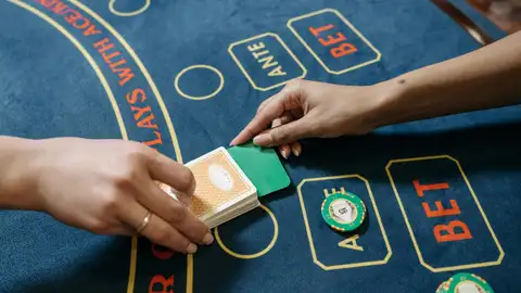 El 85% de la població practica algun tipus de joc d'atzar, segons un estudi El 85% de la població practica algun tipus de joc d'atzar, segons un estudi