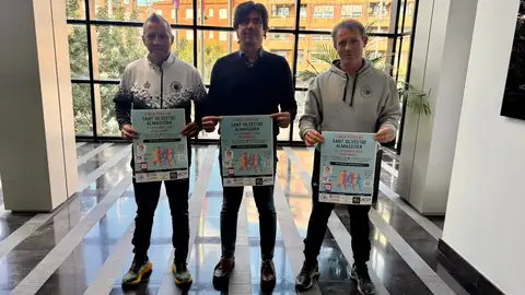 El club Trail Running de Almassora ha presentado la San Silvestre 2024. El club Trail Running de Almassora ha presentado la San Silvestre 2024.