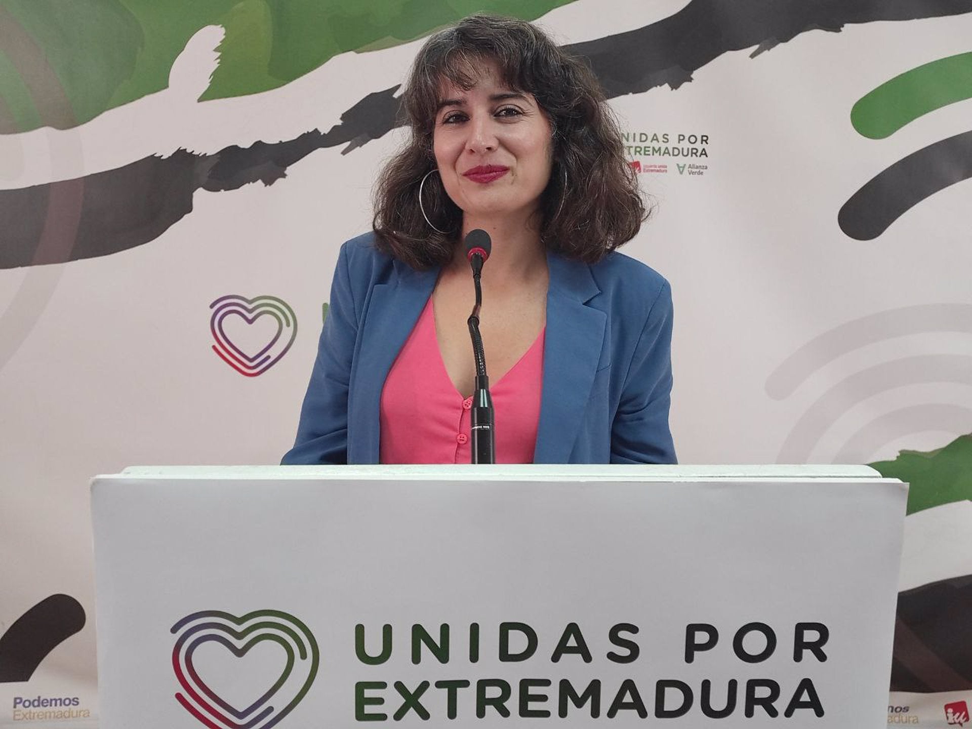 Irene de Miguel es reelegida coordinadora de Podemos en Extremadura con el 94,9% de apoyos de las bases Irene de Miguel es reelegida coordinadora de Podemos en Extremadura con el 94,9% de apoyos de las bases