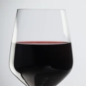 Imagen de recurso de una copa de vino tinto Imagen de recurso de una copa de vino tinto
