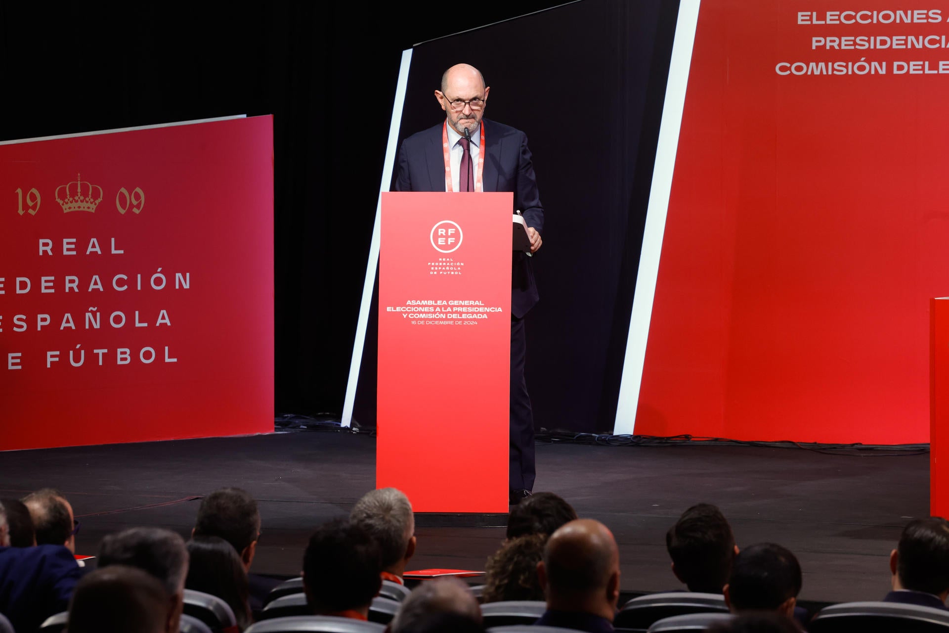 Rafa Louzán: "Madrid y Barça son nuestras mejores marcas, hay que cuidarlas" Rafa Louzán: "Madrid y Barça son nuestras mejores marcas, hay que cuidarlas"