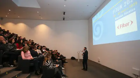 El director del Patronato Costa Blanca, José Mancebo, se dirige a los asistentes El director del Patronato Costa Blanca, José Mancebo, se dirige a los asistentes
