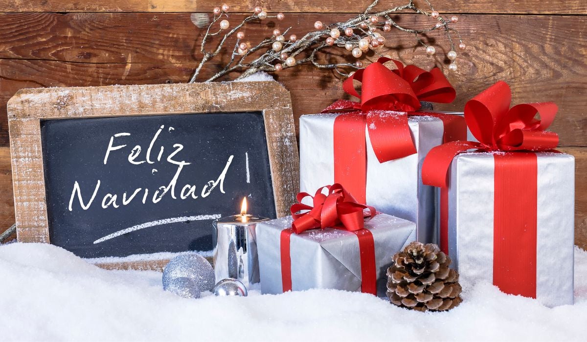 ¡Mantengamos el espíritu navideño! ¡Mantengamos el espíritu navideño!