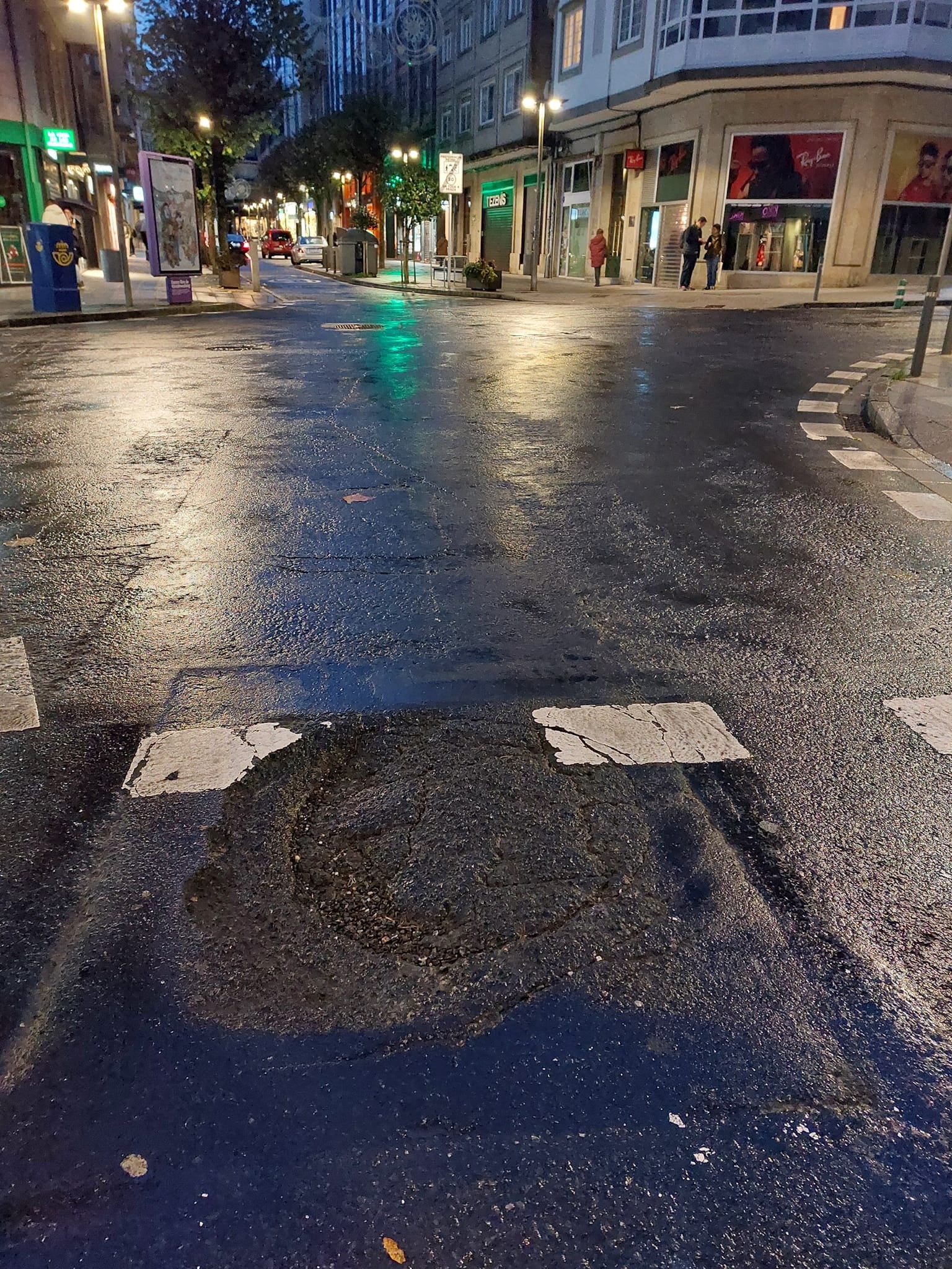 El concello de Santiago realizará una actuación de mejora del cruce entre Xerenal Pardiñas y República del Salvador El concello de Santiago realizará una actuación de mejora del cruce entre Xerenal Pardiñas y República del Salvador