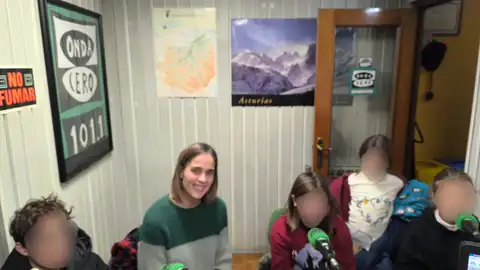 Mauro, Elena, Lucía, Candela y Paula Mauro, Elena, Lucía, Candela y Paula