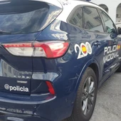 Coche de la Policía Nacional. Coche de la Policía Nacional.