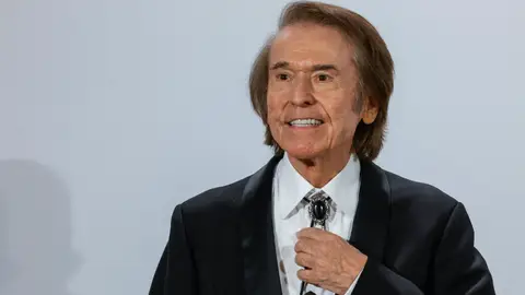 Fotografía de archivo, tomada el pasado 11/12/2024, del cantante Raphael Fotografía de archivo, tomada el pasado 11/12/2024, del cantante Raphael