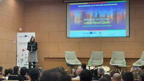 Un centenar de empresas participan en Badajoz en unas jornadas sobre oportunidades en el mercado transfronterizo Un centenar de empresas participan en Badajoz en unas jornadas sobre oportunidades en el mercado transfronterizo