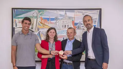La tenista Cristina Bucsa, primera mujer que se suma al Paseo Torre de la Vega La tenista Cristina Bucsa, primera mujer que se suma al Paseo Torre de la Vega