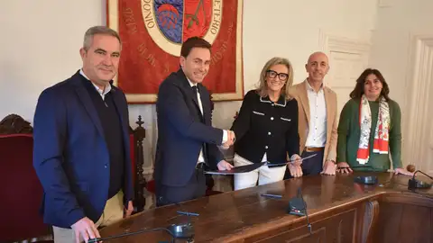 El Gobierno de La Rioja destina cerca de 200.000 euros a equipar la Estación Intermodal de Calahorra El Gobierno de La Rioja destina cerca de 200.000 euros a equipar la Estación Intermodal de Calahorra