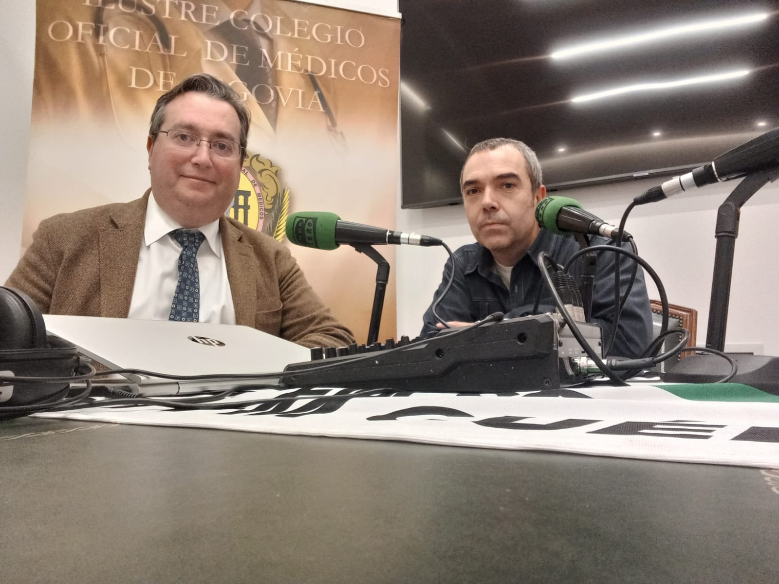 Los médicos insisten en la necesidad de debatir los temas sanitarios en los foros adecuados Los médicos insisten en la necesidad de debatir los temas sanitarios en los foros adecuados