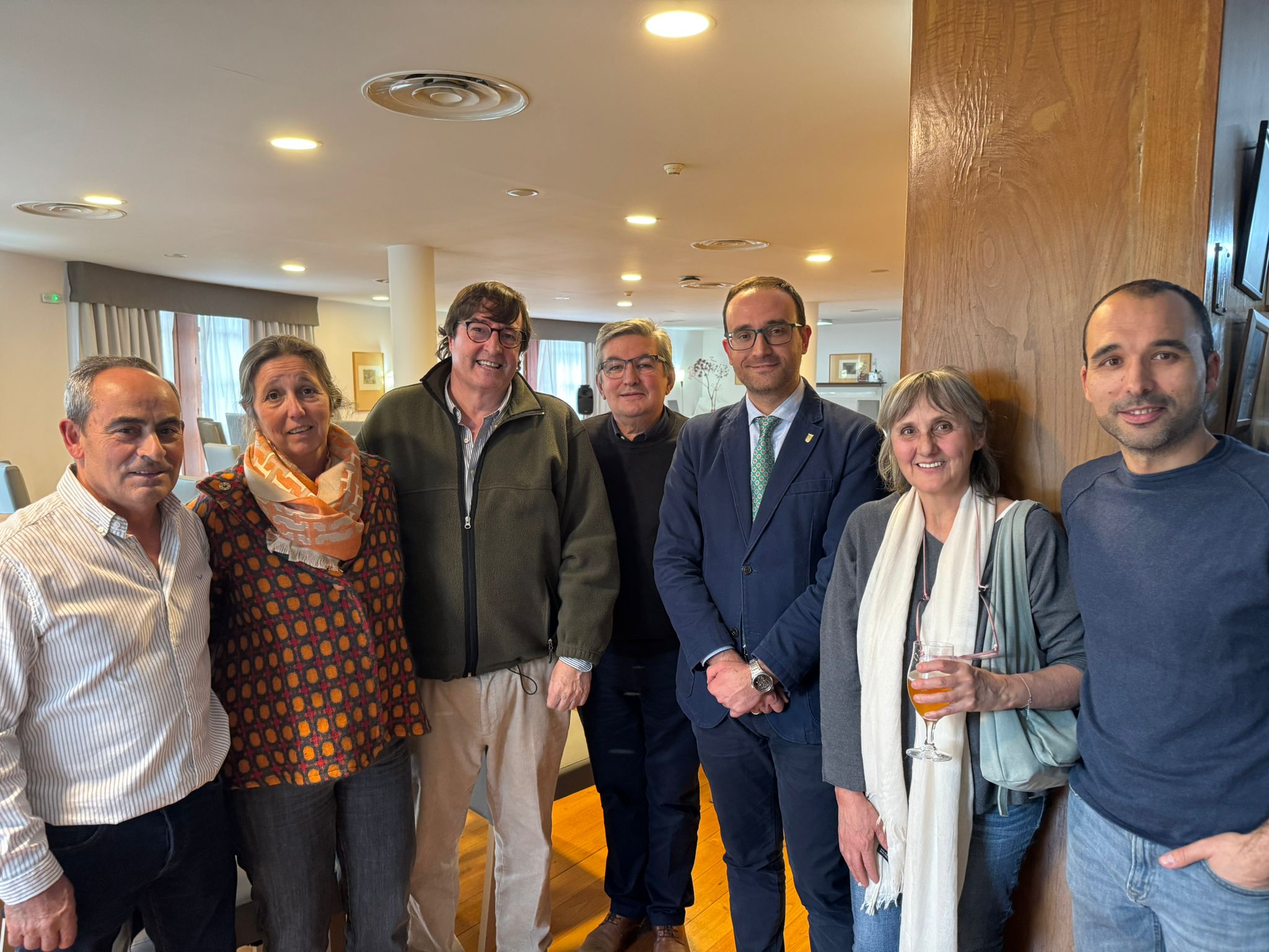 La Junta de Extremadura apoya a los apicultores de la Hurdes en la clausura de su Asamblea General anual La Junta de Extremadura apoya a los apicultores de la Hurdes en la clausura de su Asamblea General anual
