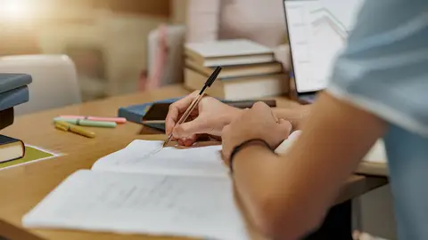 El Gobierno regional anima a presentar solicitudes a las pruebas de acceso a ciclos formativos de Formación Profesional para el año 2025 El Gobierno regional anima a presentar solicitudes a las pruebas de acceso a ciclos formativos de Formación Profesional para el año 2025