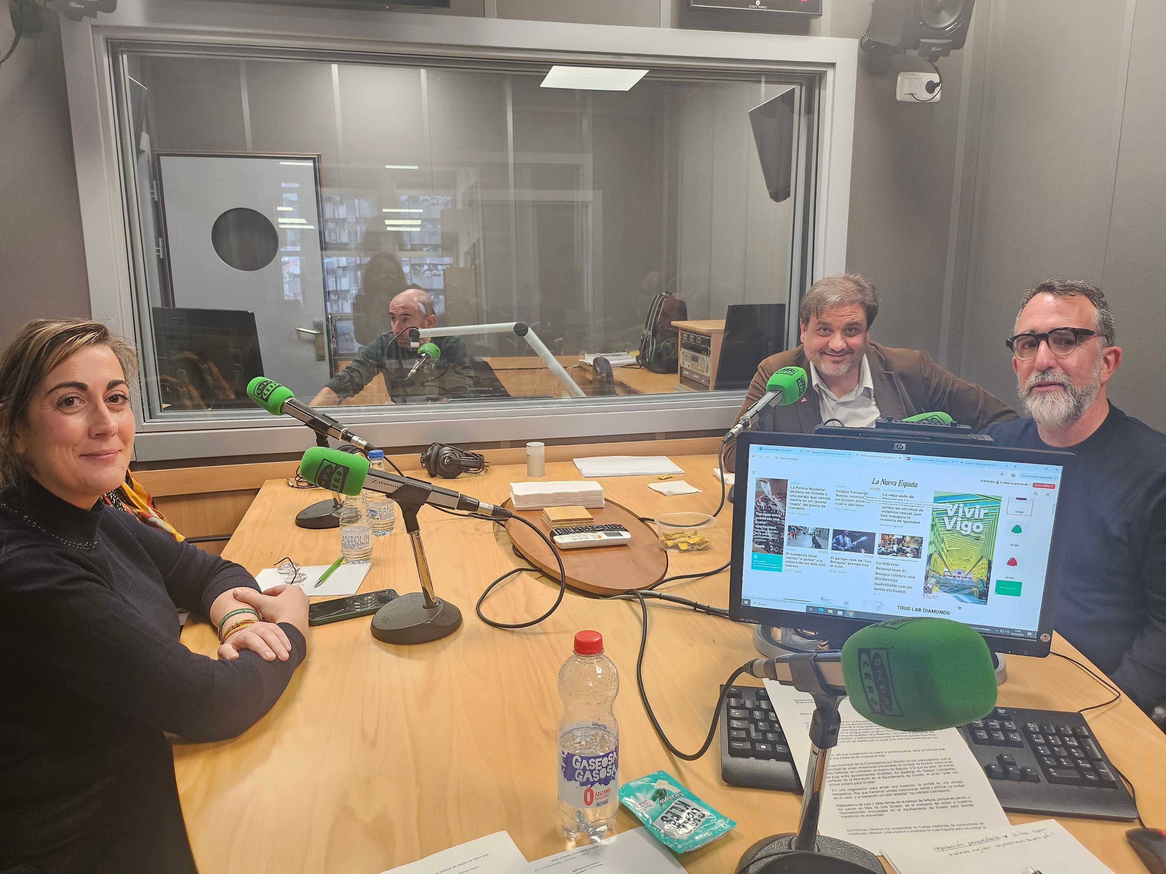 Tertulia con nuestros representantes en el Ayuntamiento Tertulia con nuestros representantes en el Ayuntamiento