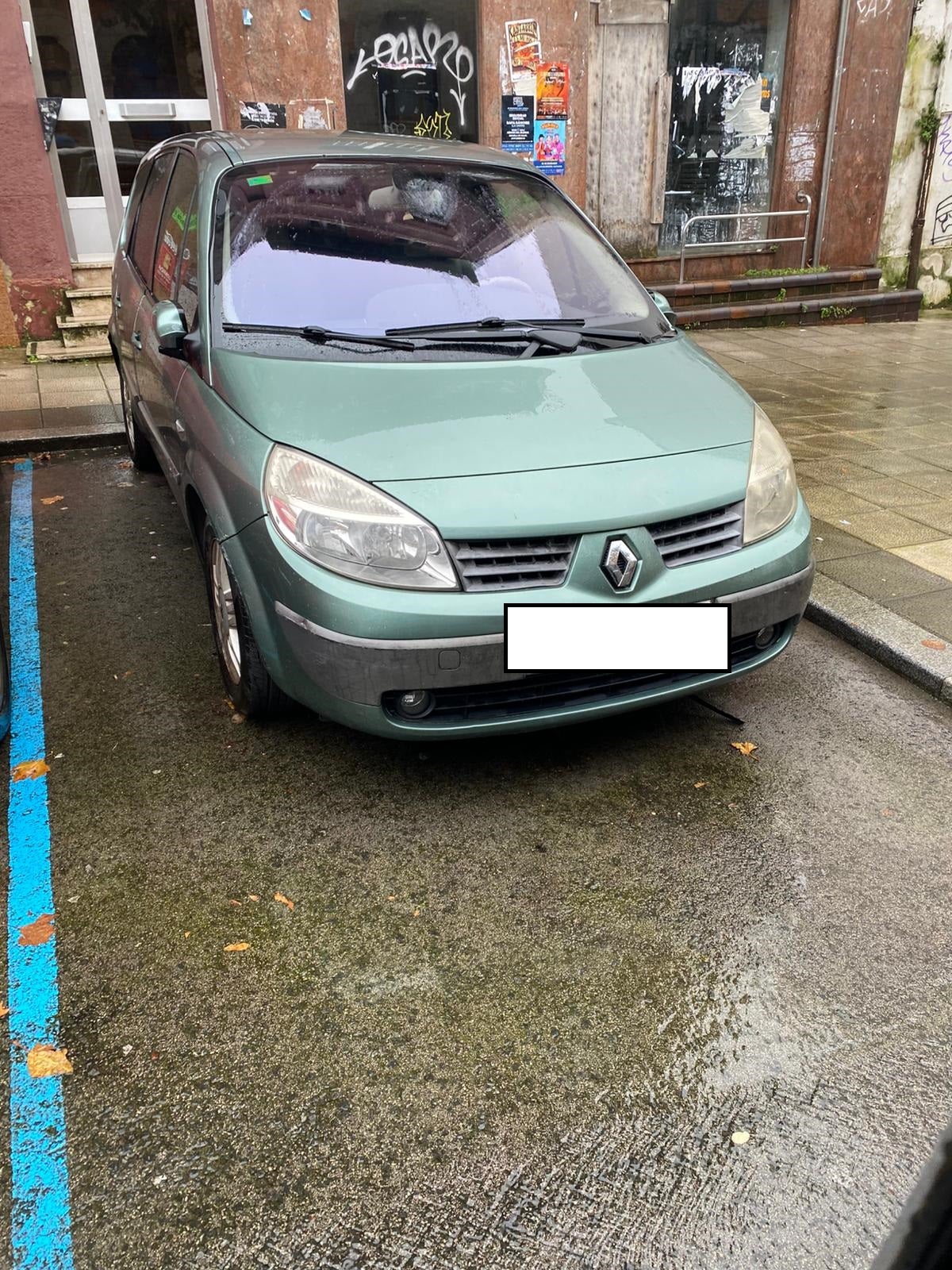 La Policía Local de Santander pide ayuda para localizar el coche que atropelló a un anciano y huyó La Policía Local de Santander pide ayuda para localizar el coche que atropelló a un anciano y huyó