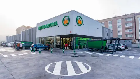 Un supermercado de Mercadona. Un supermercado de Mercadona.