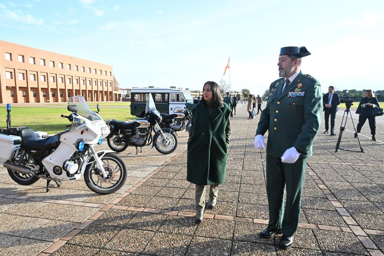 La directora general de la Guardia Civil, Mercedes González, visita la Escuela de Tráfico de Mérida La directora general de la Guardia Civil, Mercedes González, visita la Escuela de Tráfico de Mérida