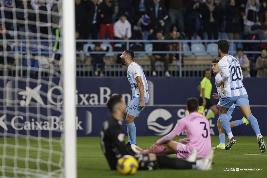 El Eldense toca fondo en Málaga El Eldense toca fondo en Málaga