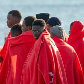 Migrantes rescatados por Salvamento Marítimo y trasladados hasta la isla de Lanzarote