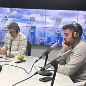Tertúlia a la Brúixola amb Javi Gallego i Adrià Mercader. Tertúlia a la Brúixola amb Javi Gallego i Adrià Mercader.