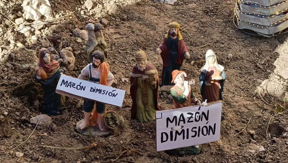 El belén reivindicativo de Moisés Cruz escenifica las consecuencias de la DANA en Valencia El belén reivindicativo de Moisés Cruz escenifica las consecuencias de la DANA en Valencia