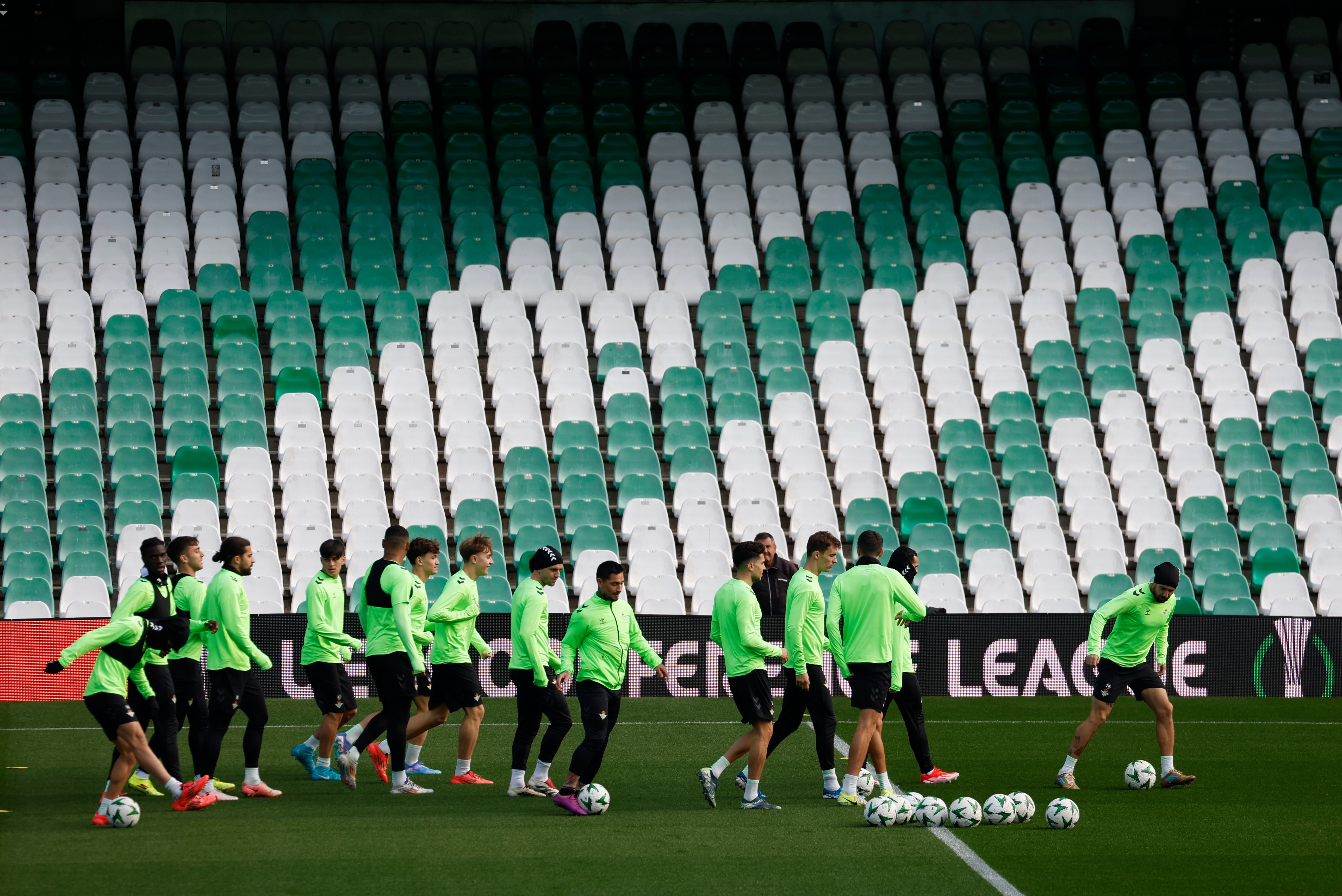 Betis-HJK Helsinki: el reto de pasar el corte Betis-HJK Helsinki: el reto de pasar el corte
