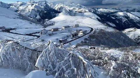 Panorámica de Valgrande Pajares Panorámica de Valgrande Pajares