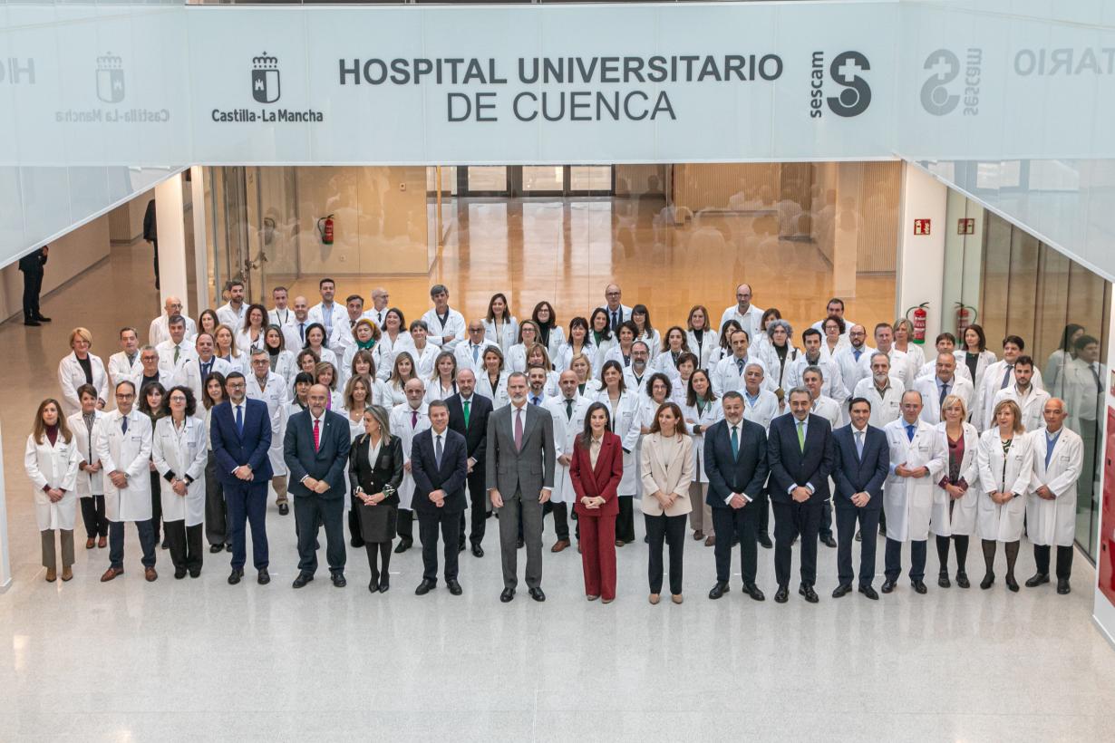 Los Reyes resaltan el "espectacular hito" que supone el nuevo hospital universitario de Cuenca Los Reyes resaltan el "espectacular hito" que supone el nuevo hospital universitario de Cuenca