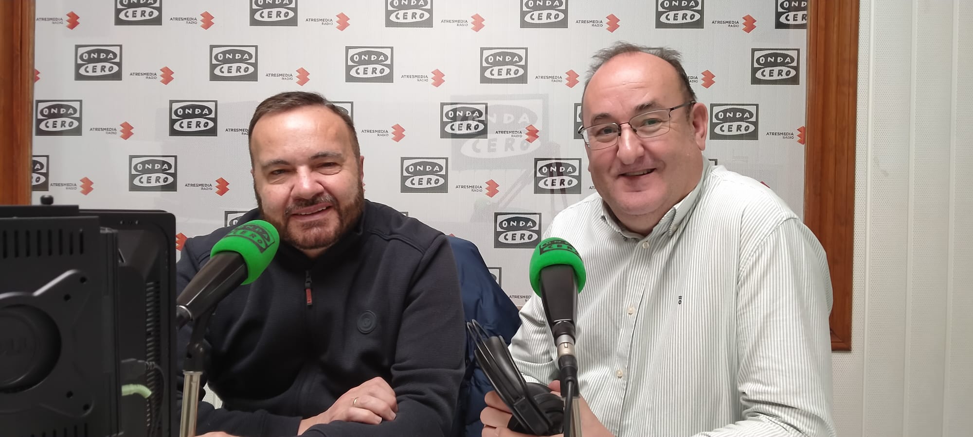 El Mini vuelve a tocar variedad de temas de la semana El Mini vuelve a tocar variedad de temas de la semana