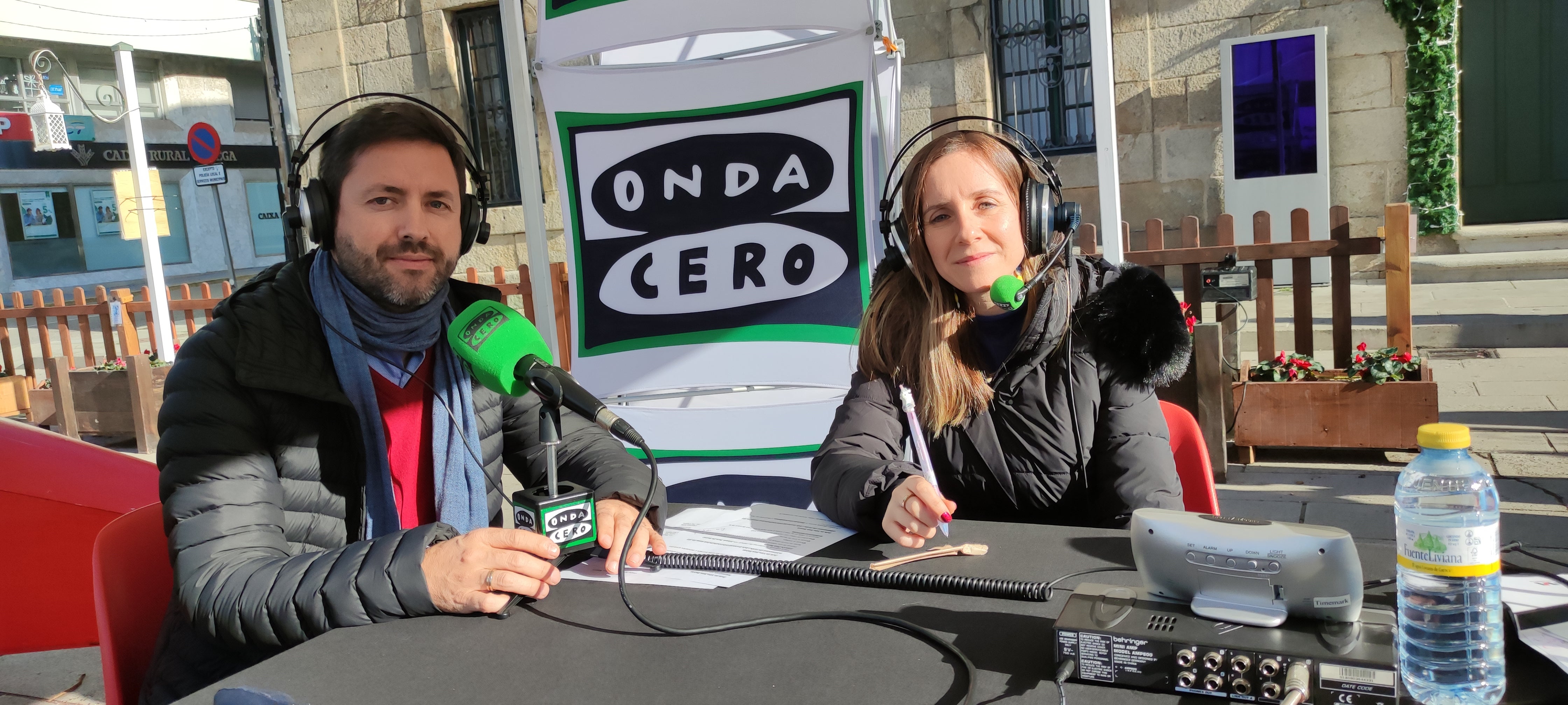 Más de Uno Pontevedra 20/12/2024 Especial desde Cambados Más de Uno Pontevedra 20/12/2024 Especial desde Cambados