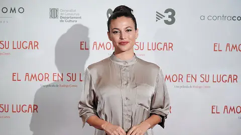 Elisa Mouliaá en un photocall. Elisa Mouliaá en un photocall.