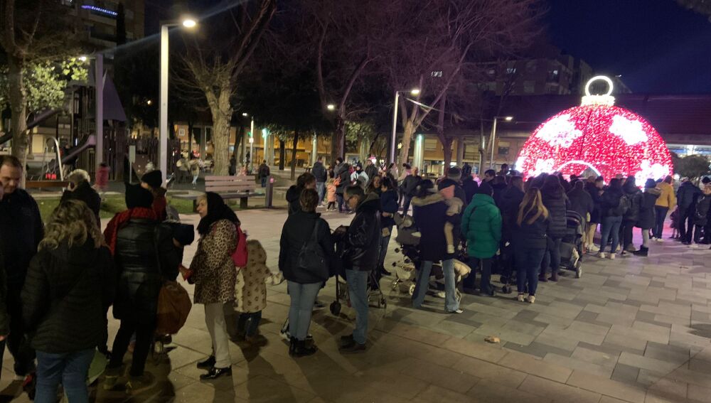 Cola para acercarse a Papá Noel
