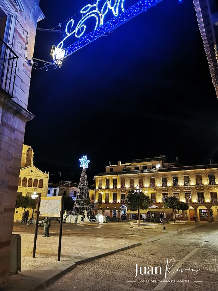 Un "videomapping" celebra en gran formato el 50 años de Villanueva de los Infantes como Conjunto Histórico Artístico Un "videomapping" celebra en gran formato el 50 años de Villanueva de los Infantes como Conjunto Histórico Artístico