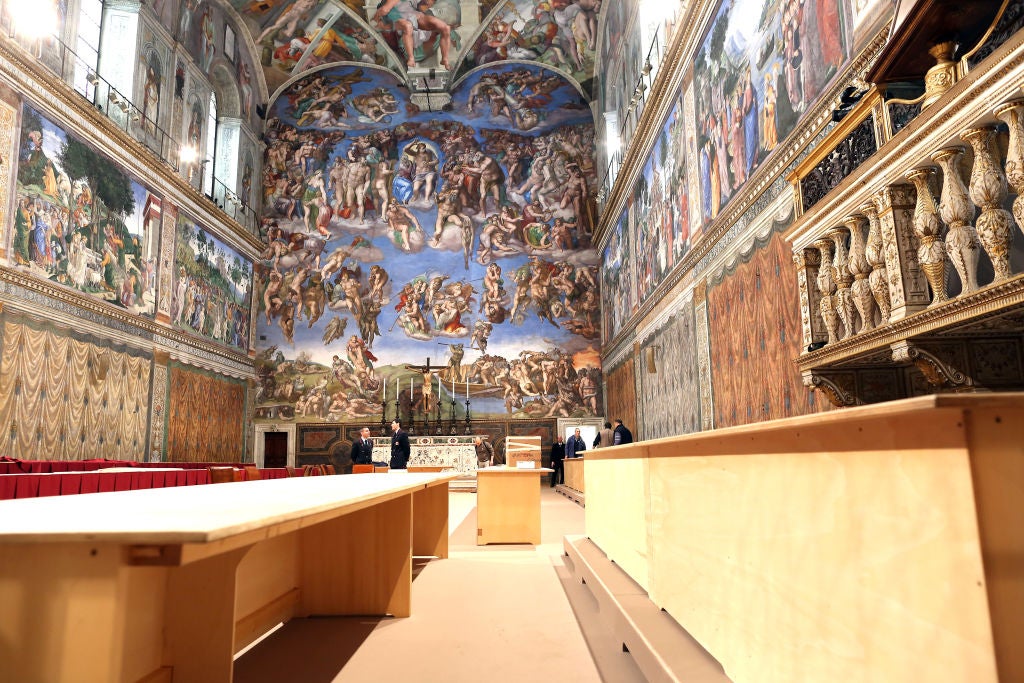 El Vaticano avisa de los riesgos de la IA: "La humanidad corre el riesgo de crear un sustituto de Dios" El Vaticano avisa de los riesgos de la IA: "La humanidad corre el riesgo de crear un sustituto de Dios"