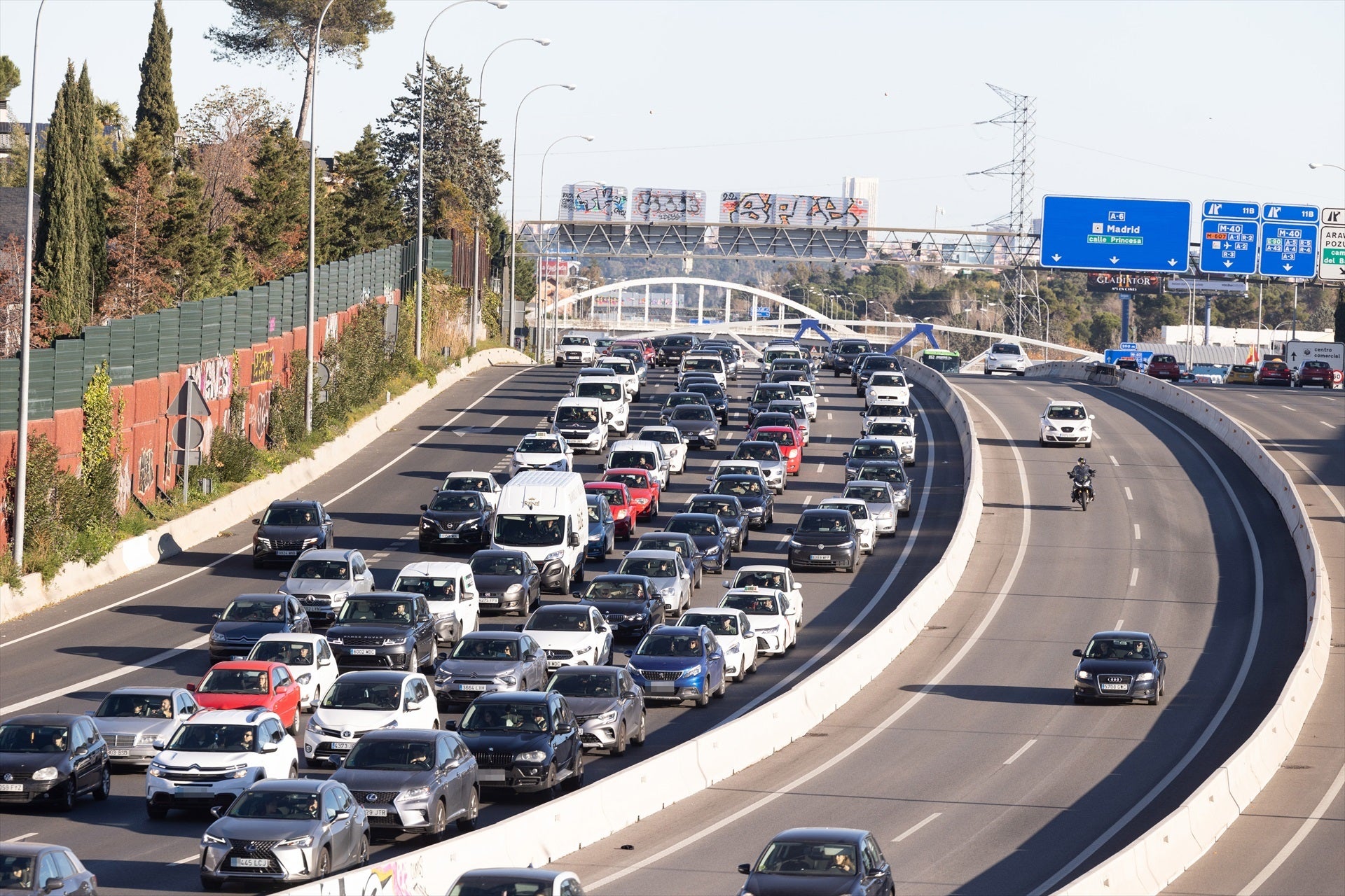 La DGT prevé más de 20 millones de desplazamientos por Navidad hasta el Día de Reyes La DGT prevé más de 20 millones de desplazamientos por Navidad hasta el Día de Reyes